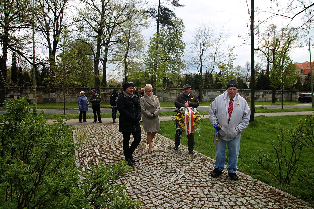 Legniczanie złożyli hołd bohaterom Getta Warszawskiego
