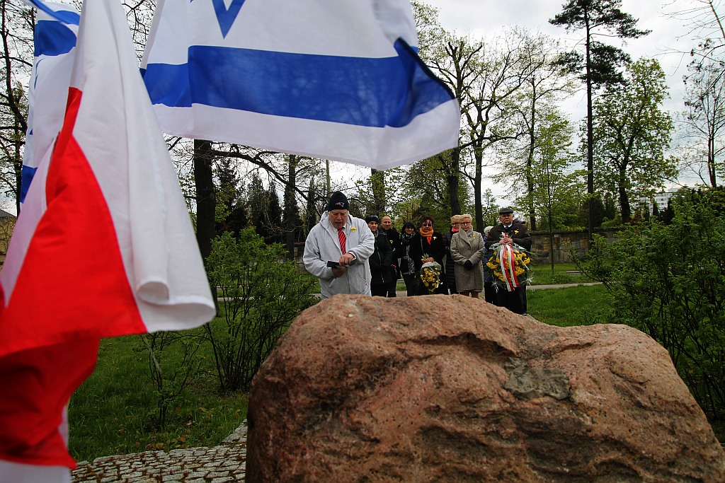 Legniczanie złożyli hołd bohaterom Getta Warszawskiego
