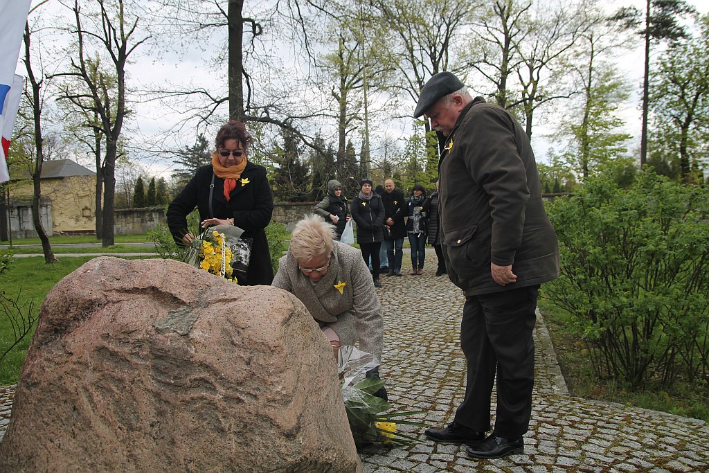 Legniczanie złożyli hołd bohaterom Getta Warszawskiego
