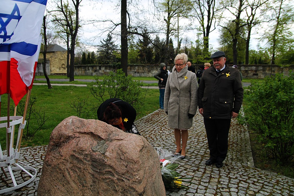 Legniczanie złożyli hołd bohaterom Getta Warszawskiego

