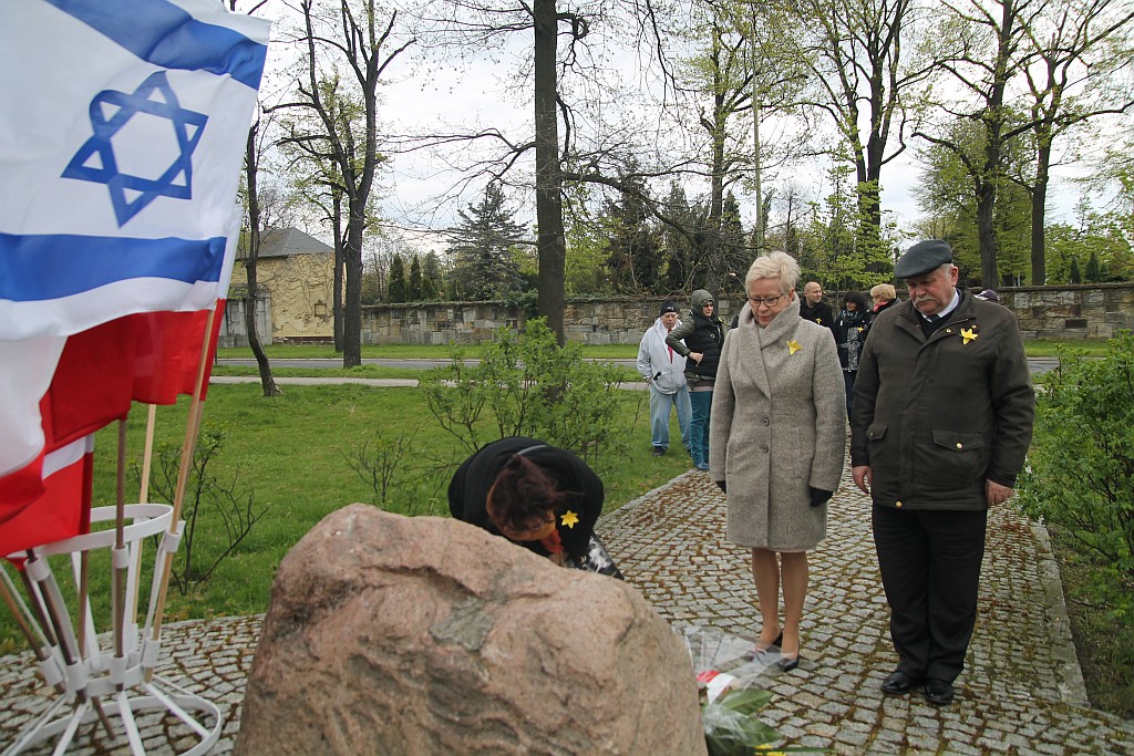 Legniczanie złożyli hołd bohaterom Getta Warszawskiego
