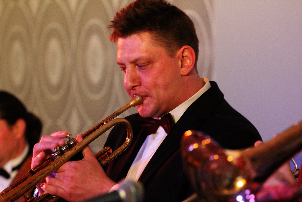 Formacja Kłos&Dąbrowski Big Band zagrała w akademiku