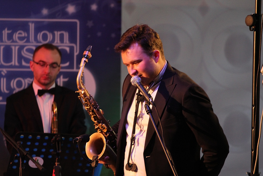 Formacja Kłos&Dąbrowski Big Band zagrała w akademiku