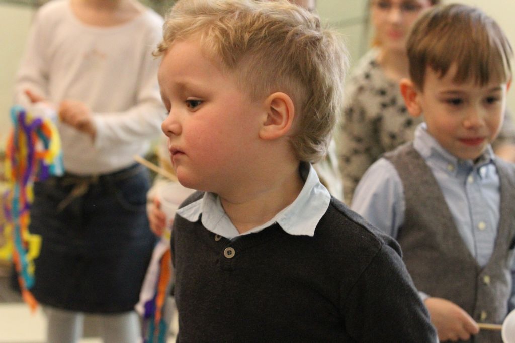 Sspotkanie przedszkolaków ze sztuką w Muzeum Miedzi