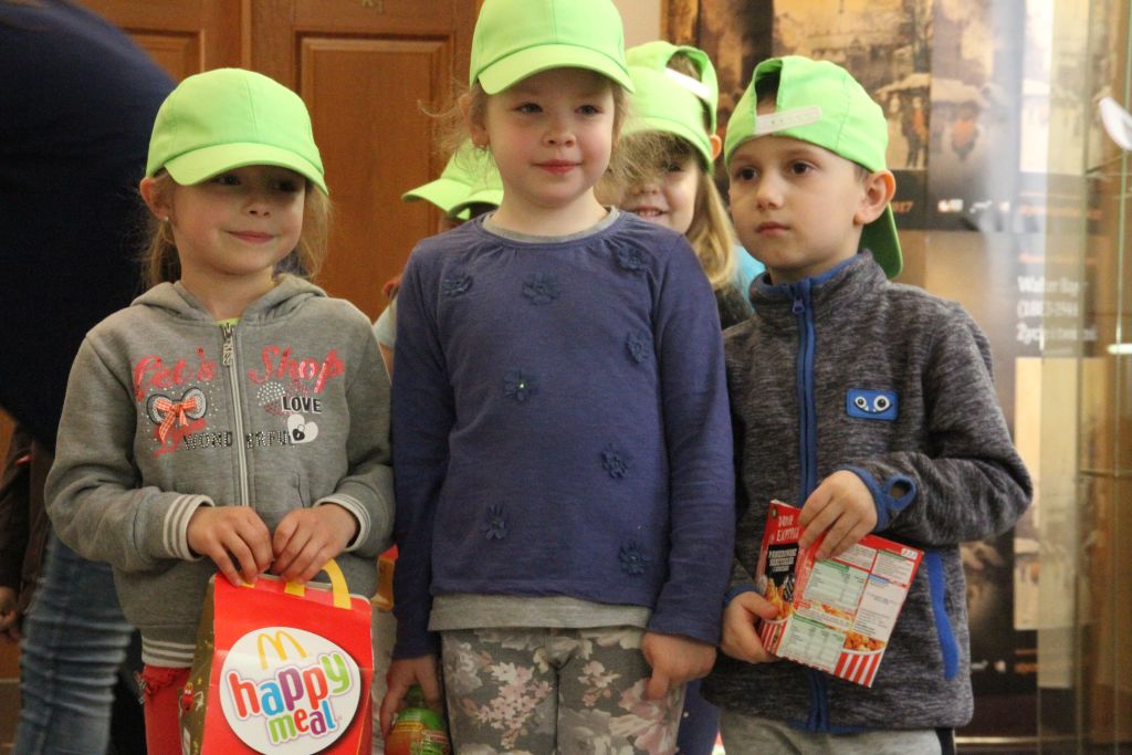 Sspotkanie przedszkolaków ze sztuką w Muzeum Miedzi