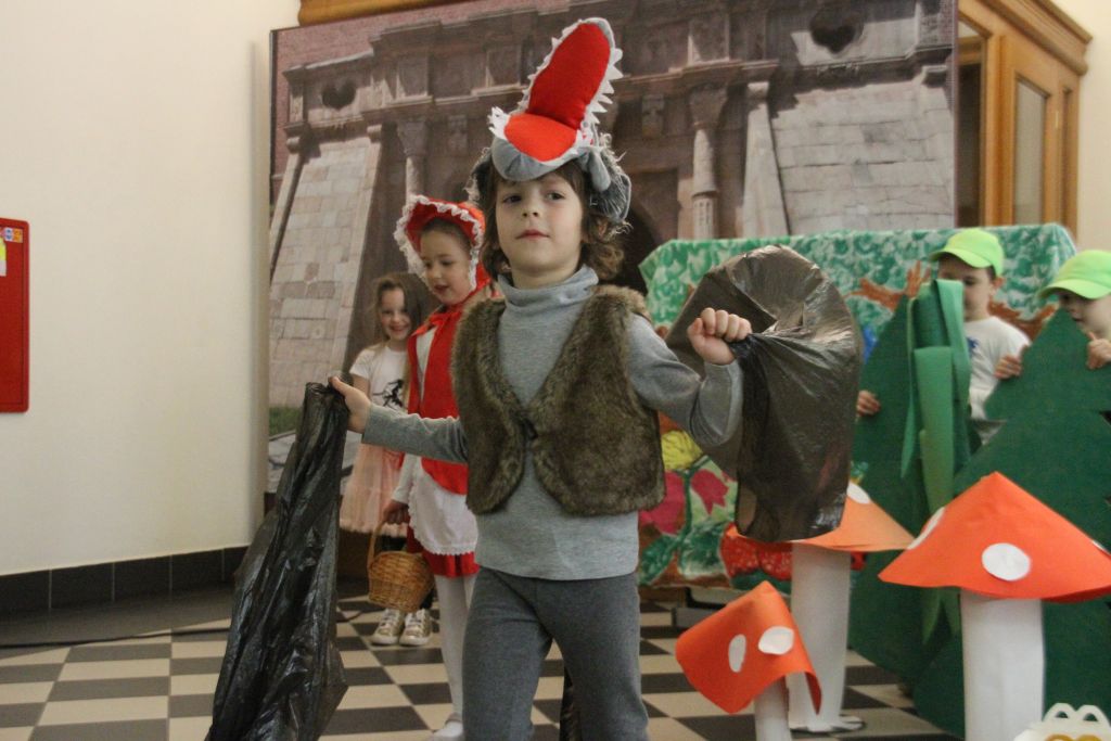 Sspotkanie przedszkolaków ze sztuką w Muzeum Miedzi