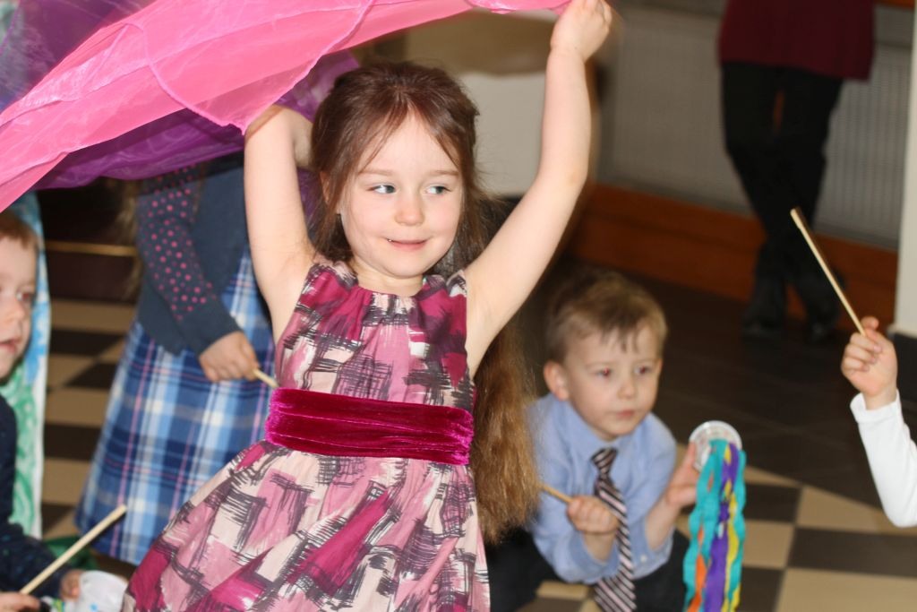 Sspotkanie przedszkolaków ze sztuką w Muzeum Miedzi