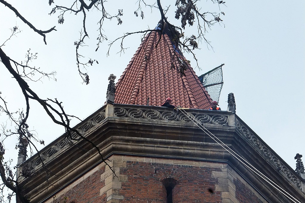 Ćwiczenia strażackie w centrum Legnicy 