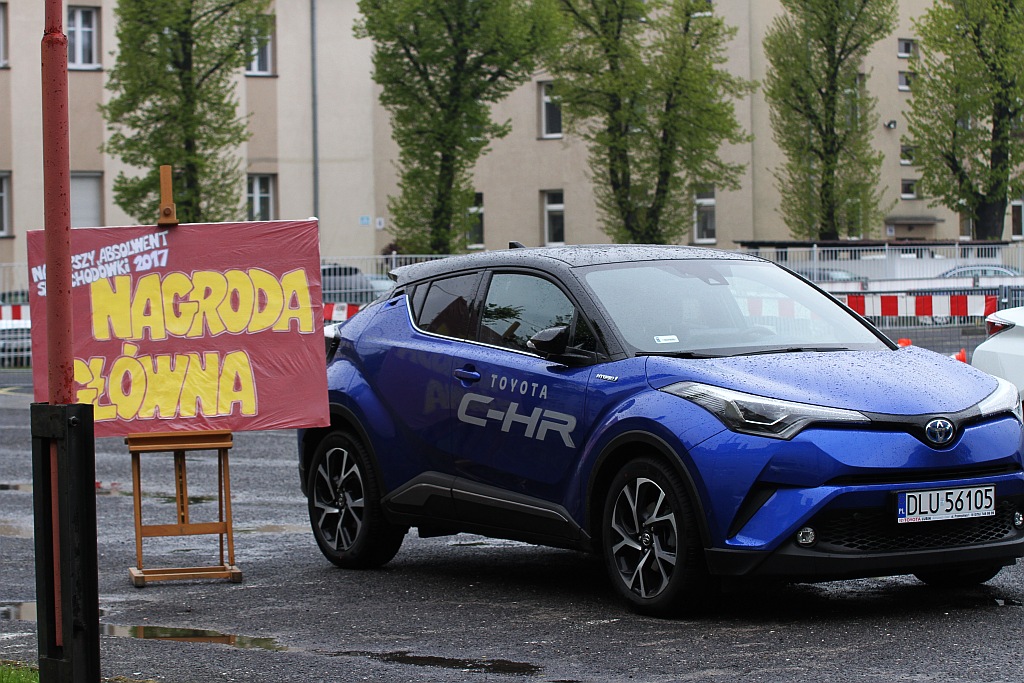 W Zespole Szkół Samochodowych pożegnano absolwentów