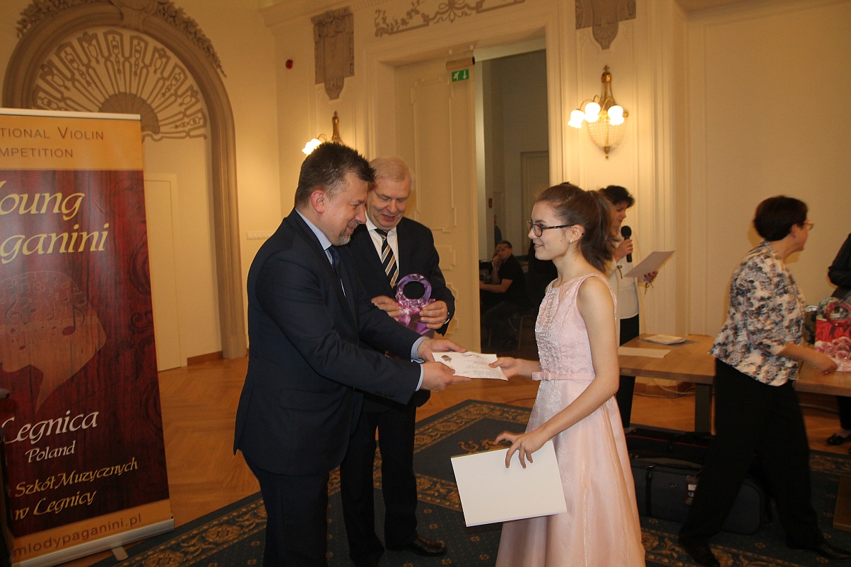 Sara Dragan z Grand Prix  XV konkursu Młody Paganini