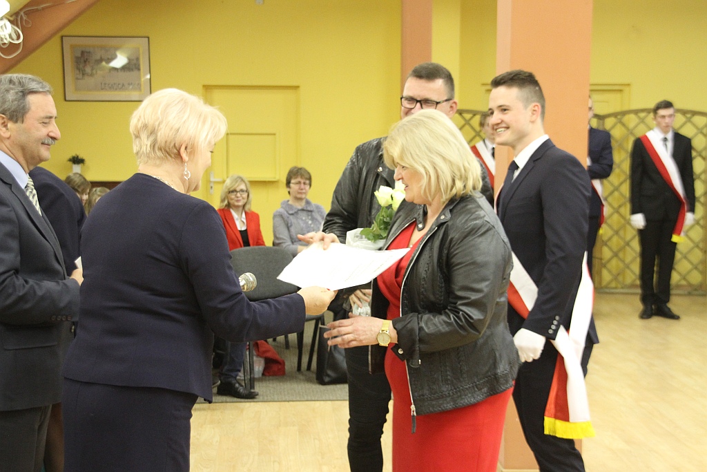 W Zespole Szkół Samochodowych pożegnano absolwentów