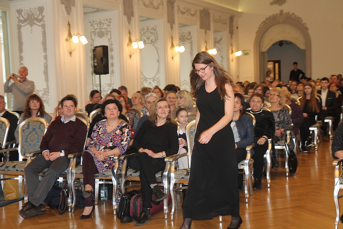 Sara Dragan z Grand Prix  XV konkursu Młody Paganini