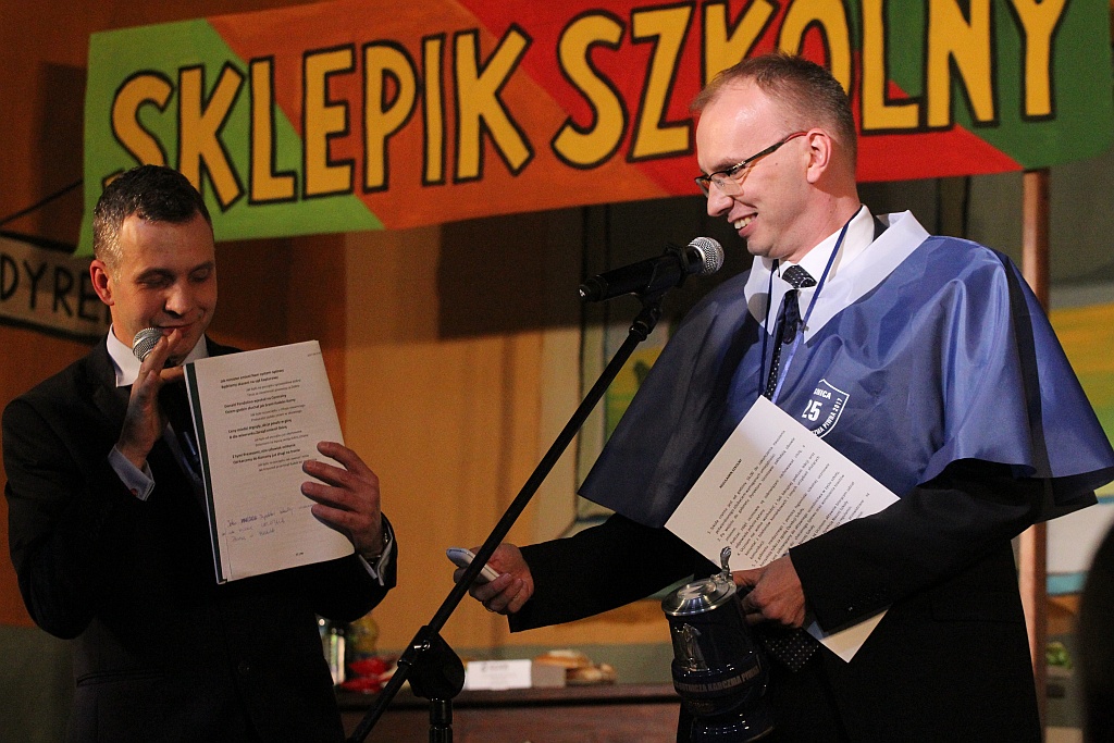 Hutnicy bawili się na centralnej hutniczej karczmie piwnej