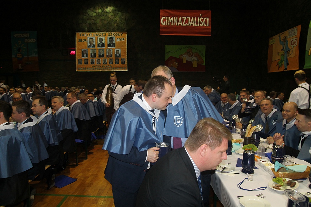 Hutnicy bawili się na centralnej hutniczej karczmie piwnej