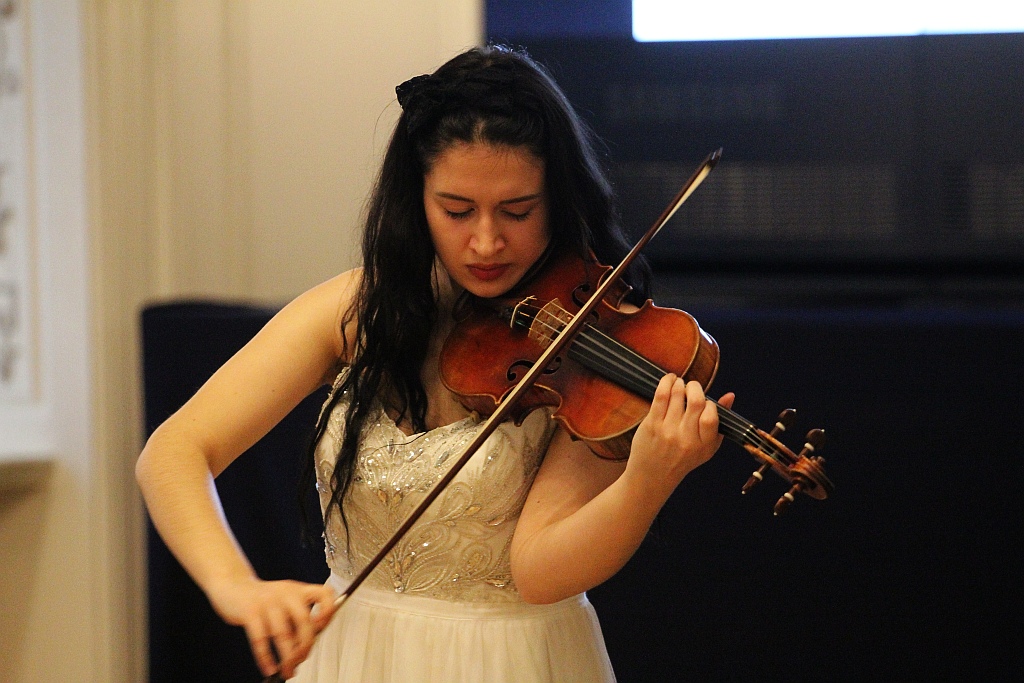 Sara Dragan z Grand Prix  XV konkursu Młody Paganini
