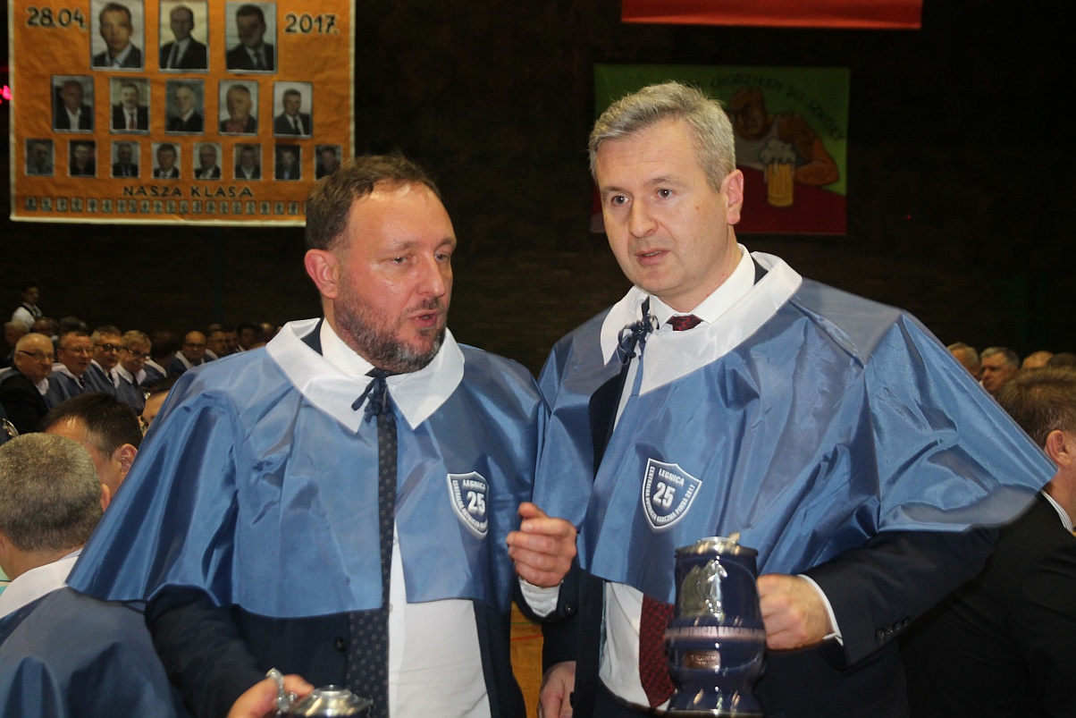 Hutnicy bawili się na centralnej hutniczej karczmie piwnej