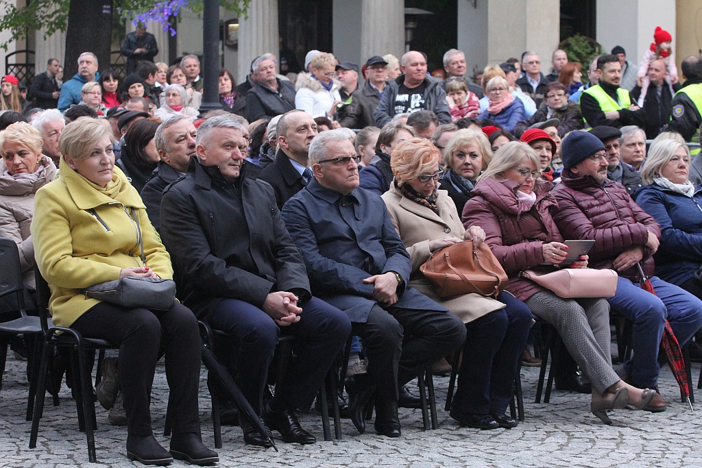 Filharmonia Dowcipu Waldemara Malickiego wystąpiła dla hutników