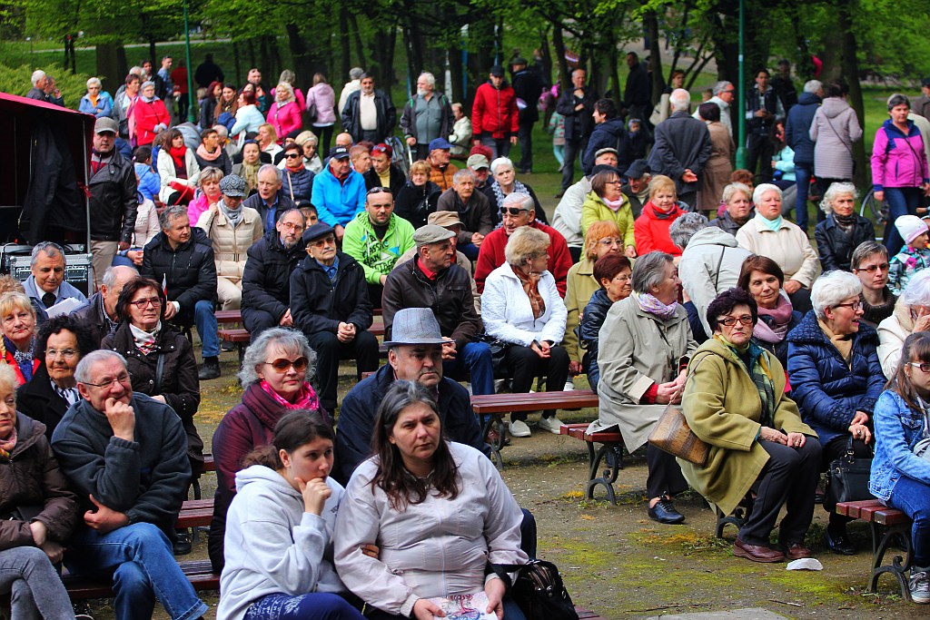 Koncerty i konkursy podczas pikniku węgierskiego w parku