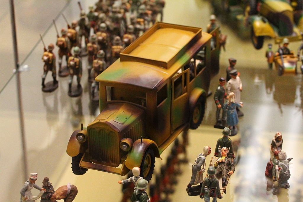 Muzeum Miedzi: wystawa dawnych i nowych figurek wojskowych