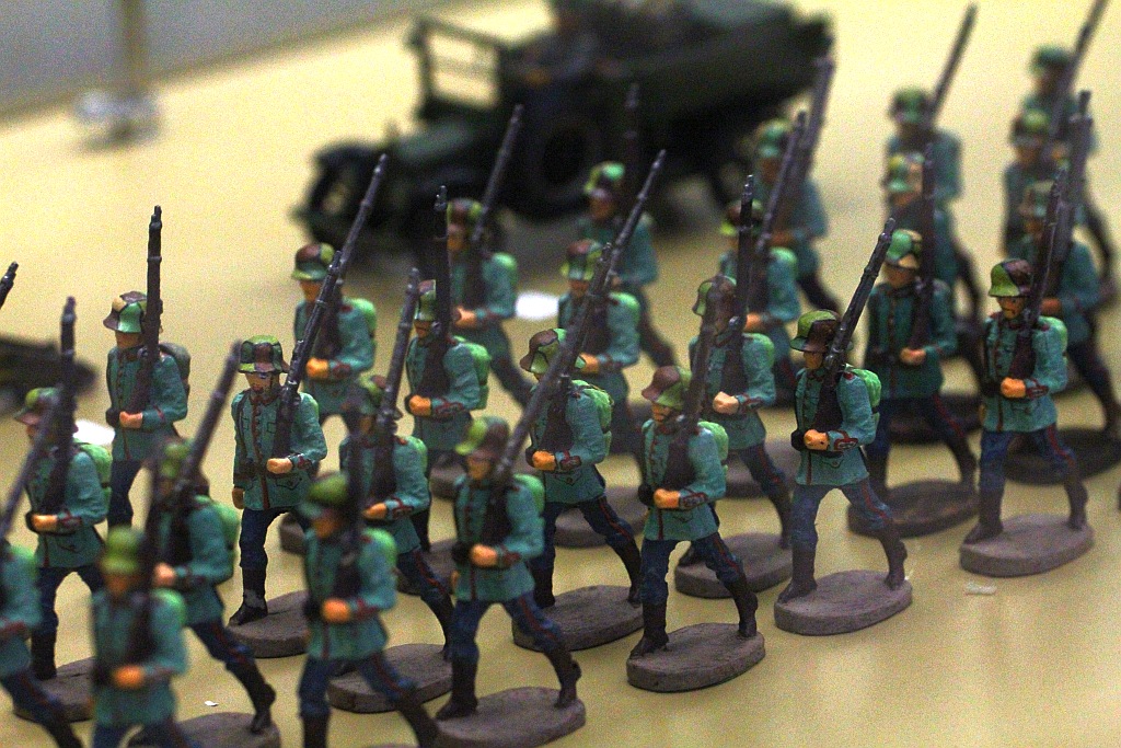 Muzeum Miedzi: wystawa dawnych i nowych figurek wojskowych