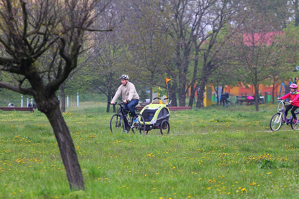 Ponad dwustu rowerzystów uczestniczy w majówce rowerowej