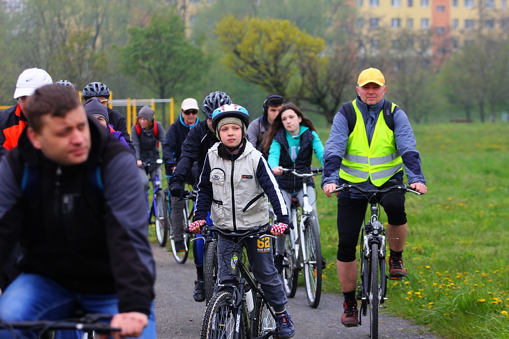 Ponad dwustu rowerzystów uczestniczy w majówce rowerowej
