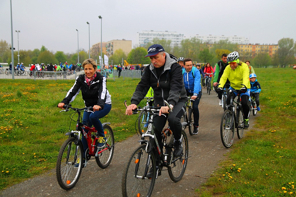 Ponad dwustu rowerzystów uczestniczy w majówce rowerowej