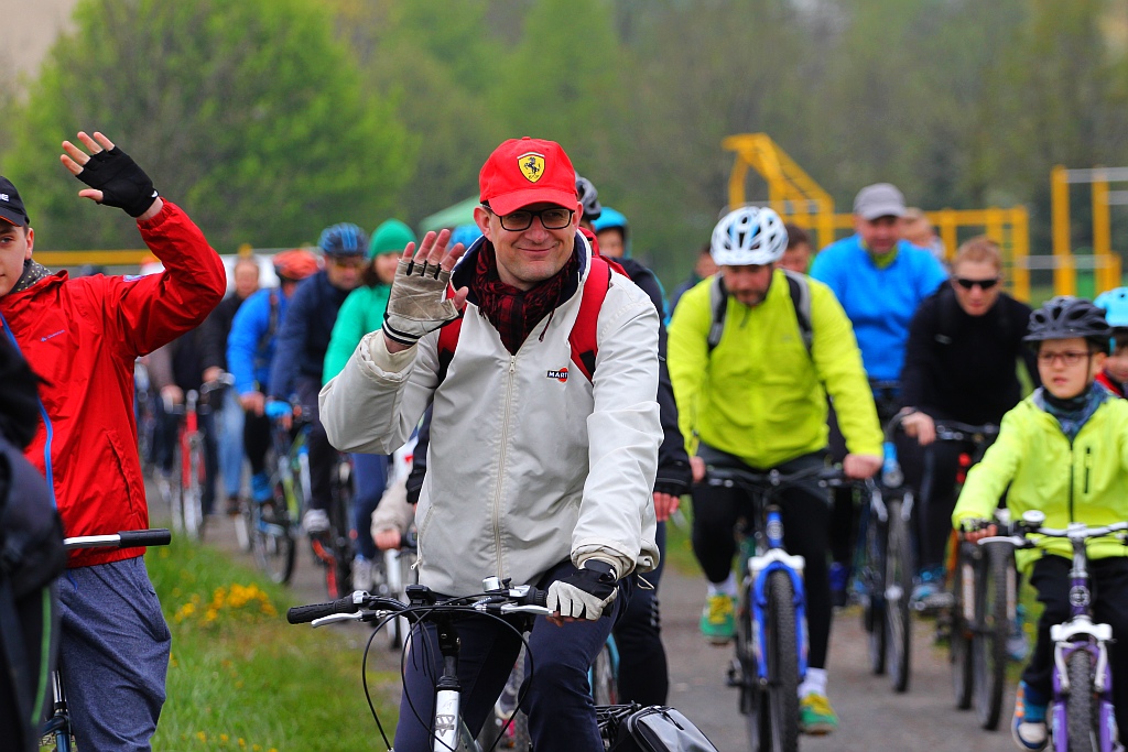 Ponad dwustu rowerzystów uczestniczy w majówce rowerowej