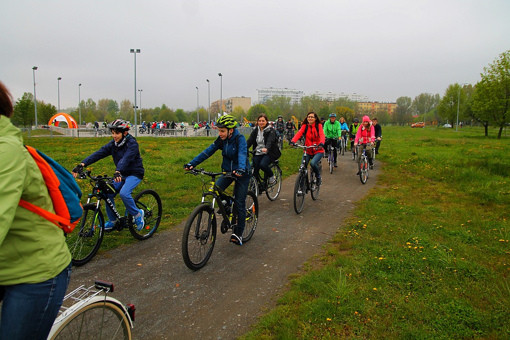 Ponad dwustu rowerzystów uczestniczy w majówce rowerowej