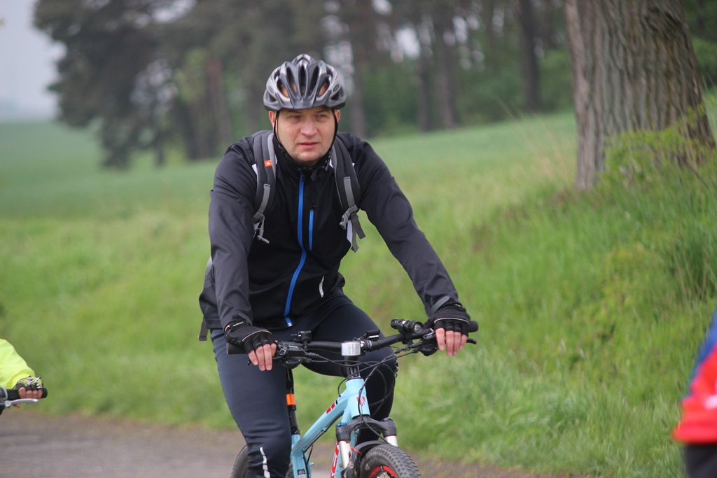 Ponad dwustu rowerzystów uczestniczy w majówce rowerowej cz2