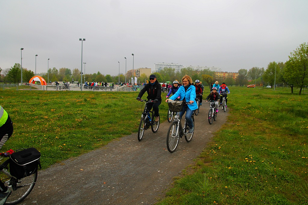 Ponad dwustu rowerzystów uczestniczy w majówce rowerowej