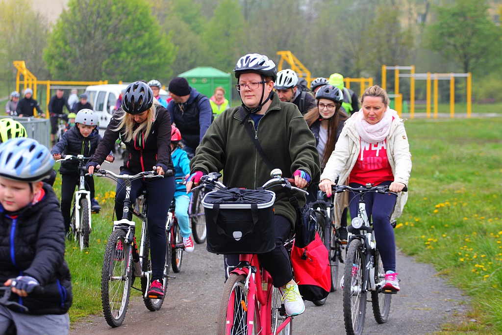 Ponad dwustu rowerzystów uczestniczy w majówce rowerowej