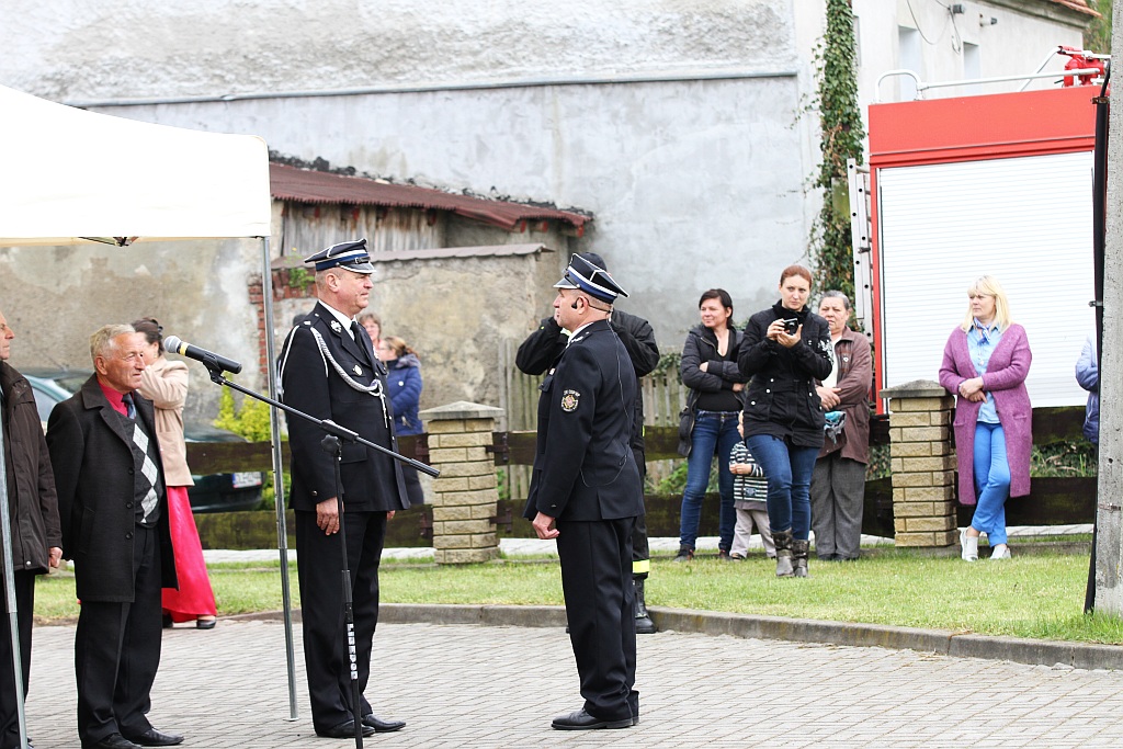 Druhowie-strażacy z Miłogostowic i Rui otrzymali wozy strażackie