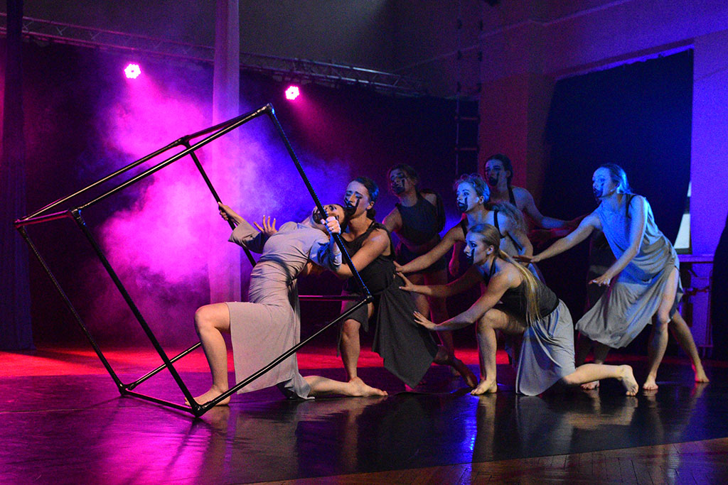 Magiczne widowisko Teatru Avatar na zakończenie majówki