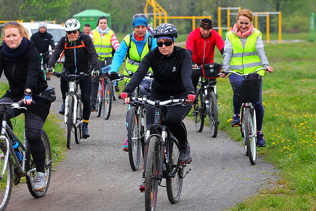 Ponad dwustu rowerzystów uczestniczy w majówce rowerowej