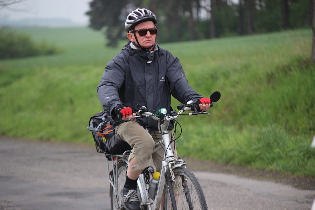 Ponad dwustu rowerzystów uczestniczy w majówce rowerowej cz2
