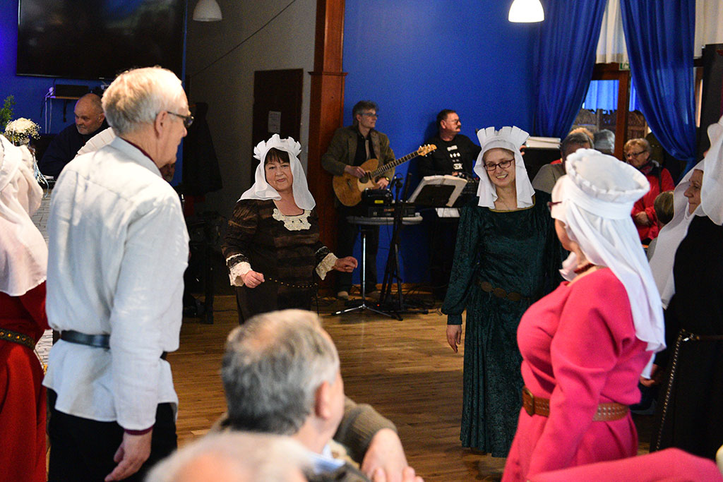 Legniccy seniorzy zaprosili na majówkę do restauracji Wenecja