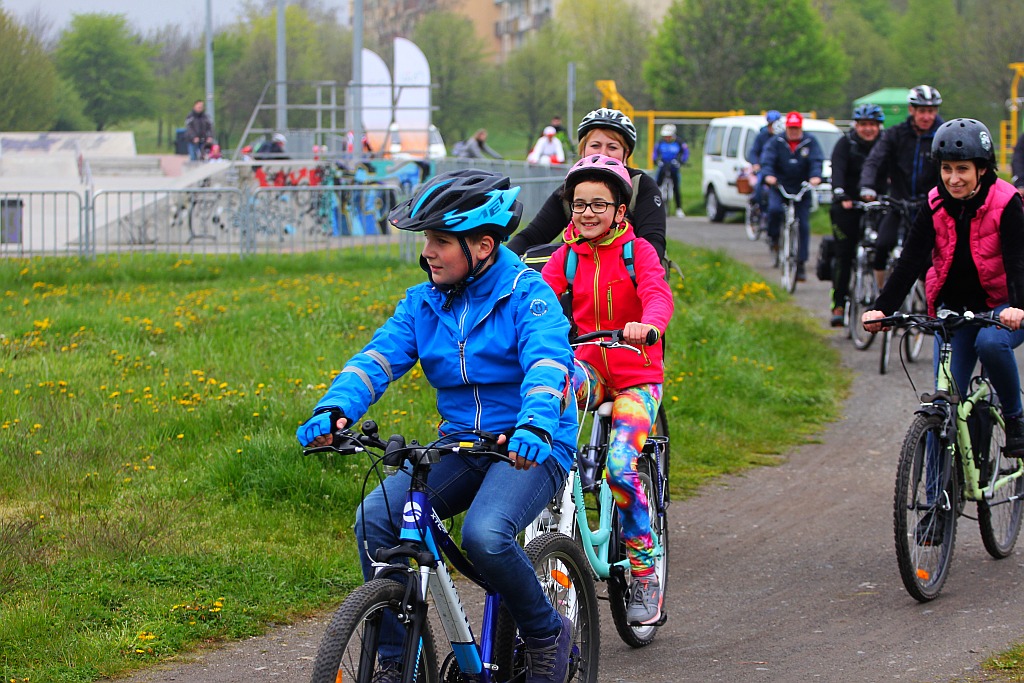 Ponad dwustu rowerzystów uczestniczy w majówce rowerowej