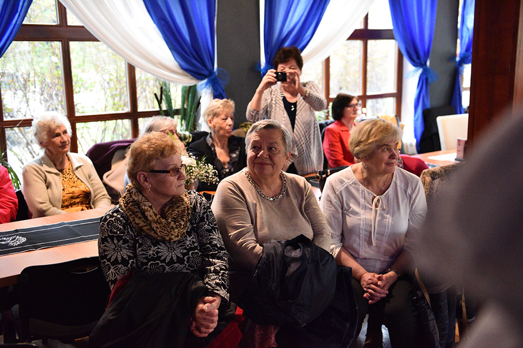 Legniccy seniorzy zaprosili na majówkę do restauracji Wenecja