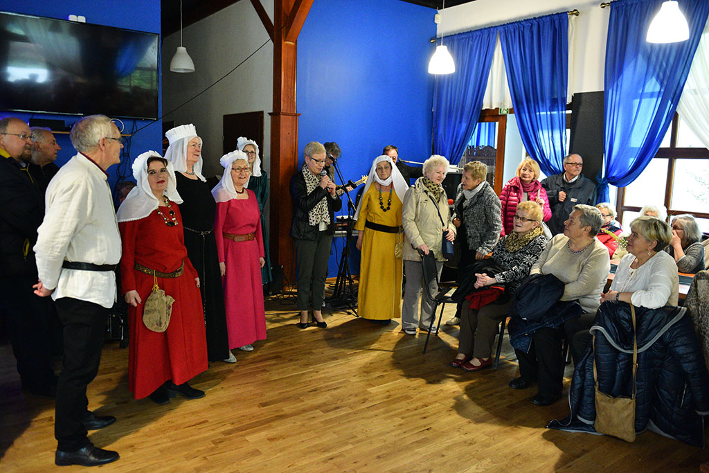 Legniccy seniorzy zaprosili na majówkę do restauracji Wenecja