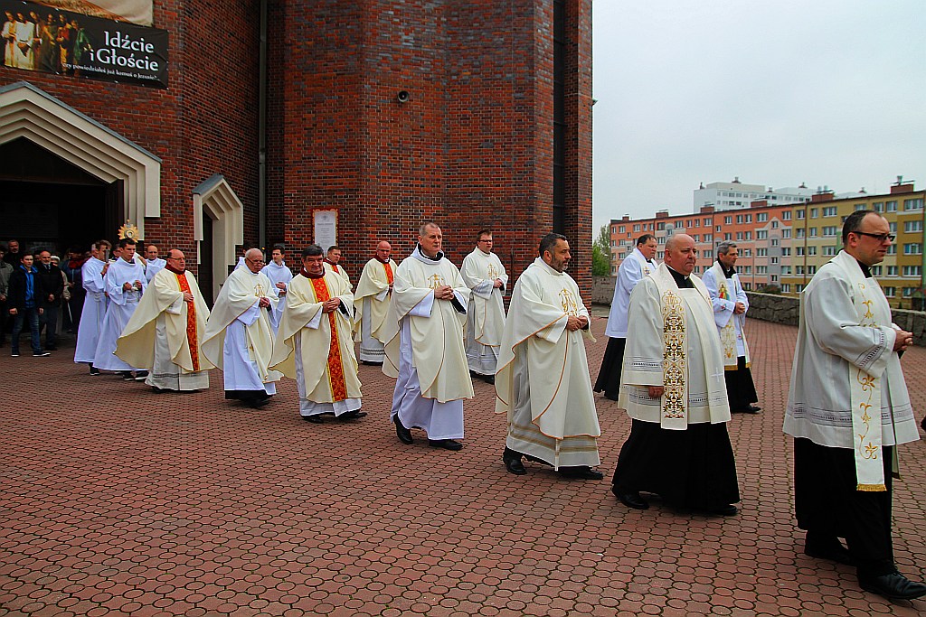 3 maja - odpust w parafii Matki Bożej Królowej Polski