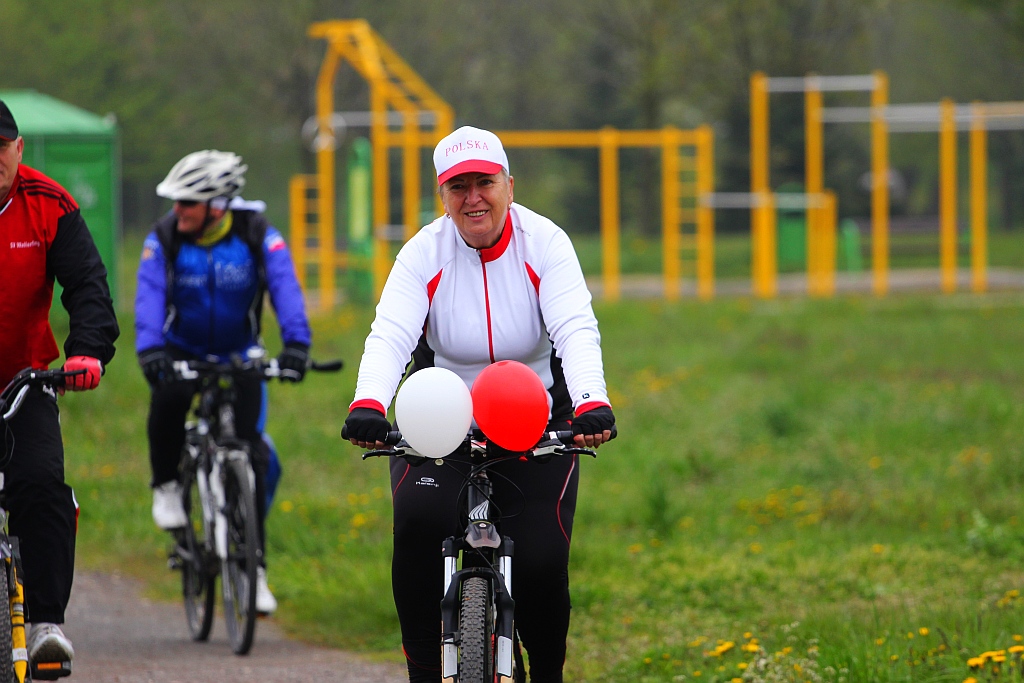 Ponad dwustu rowerzystów uczestniczy w majówce rowerowej