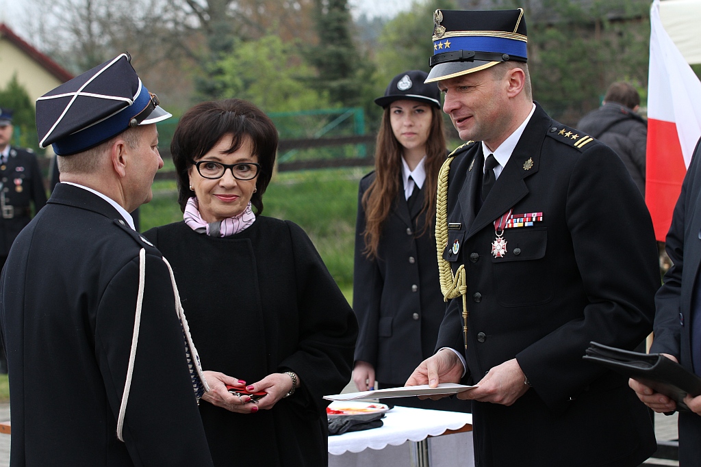 Druhowie-strażacy z Miłogostowic i Rui otrzymali wozy strażackie