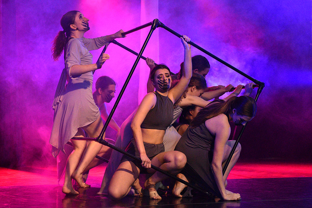 Magiczne widowisko Teatru Avatar na zakończenie majówki