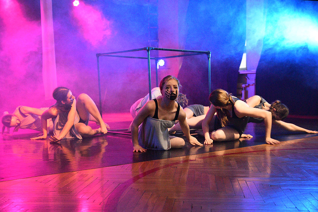 Magiczne widowisko Teatru Avatar na zakończenie majówki