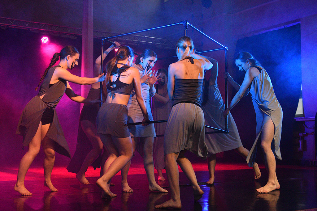 Magiczne widowisko Teatru Avatar na zakończenie majówki