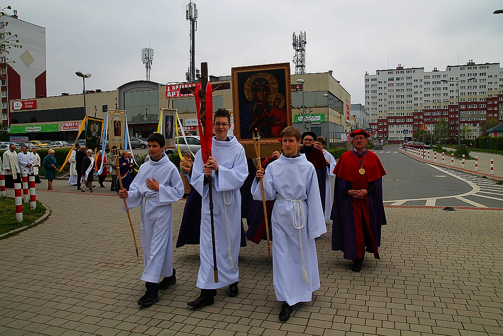 3 maja - odpust w parafii Matki Bożej Królowej Polski