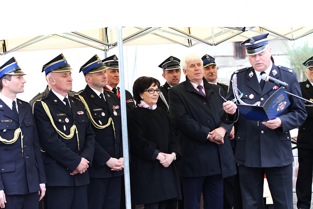 Druhowie-strażacy z Miłogostowic i Rui otrzymali wozy strażackie