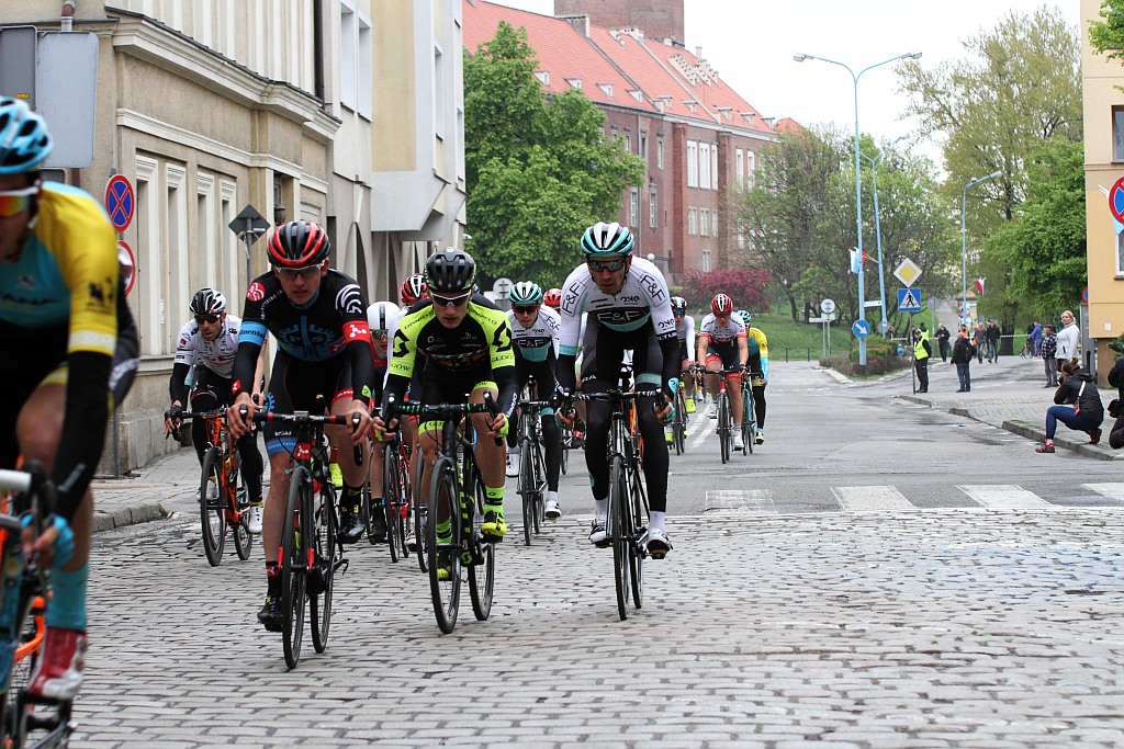 W Legnicy rozpoczął się wyścig CCC Tour Grody Piastowskie 2017