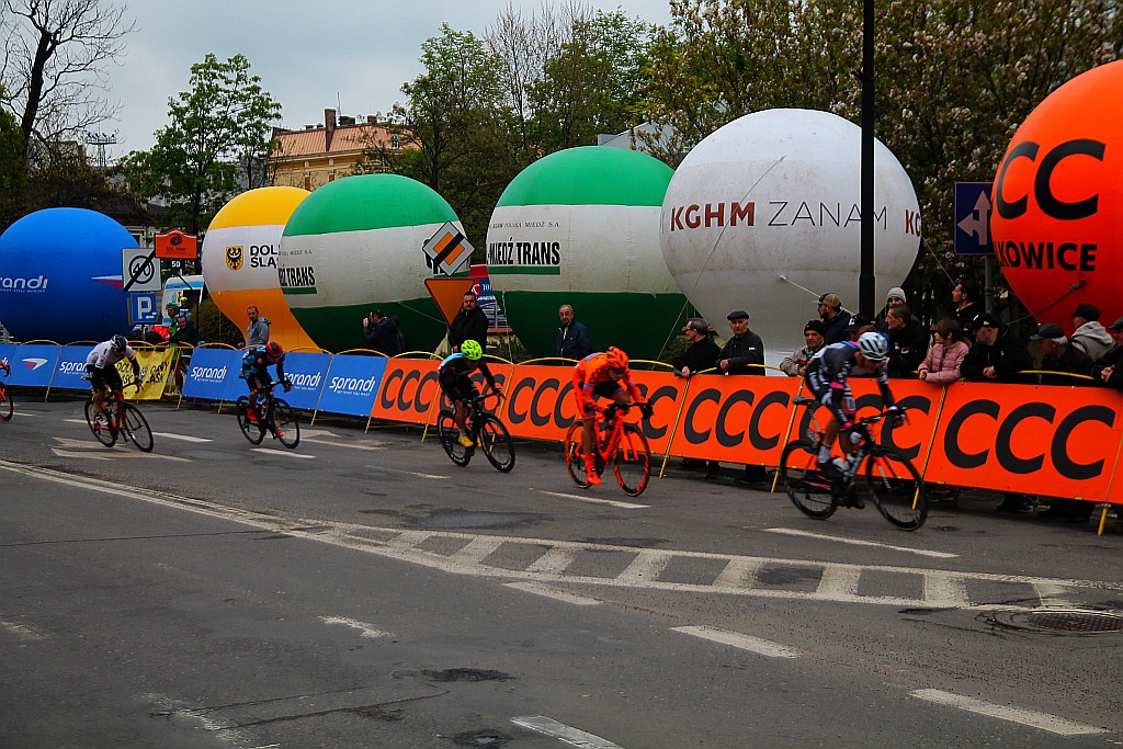 W Legnicy rozpoczął się wyścig CCC Tour Grody Piastowskie 2017